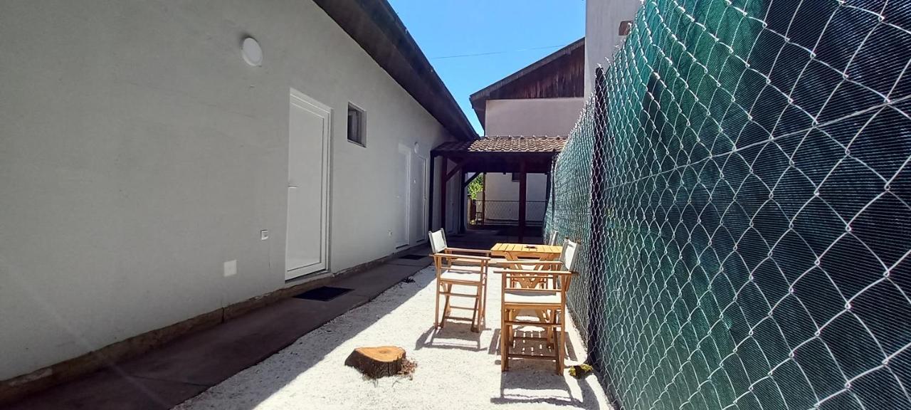 Ferienwohnung Lena! Kladovo Exterior foto