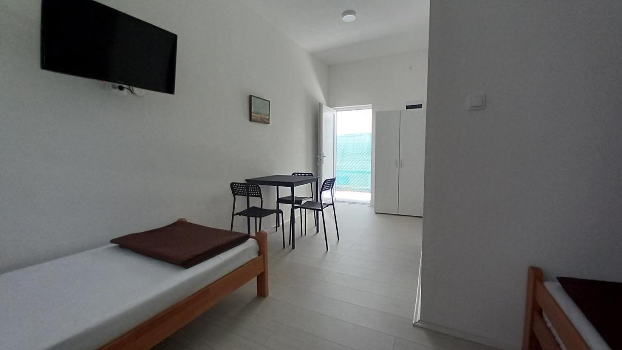 Ferienwohnung Lena! Kladovo Exterior foto